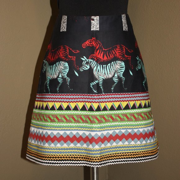 SUNO A-LINE BLACK MINI SKIRT WITH ZEBRA PRINT MODERN TRIBAL - 6 MEDIUM - Picture 3 of 5